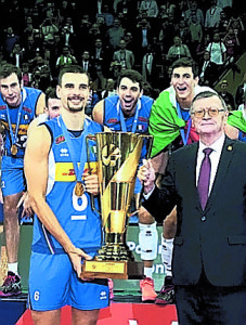 L'azzurro Simone Giannelli premiato come miglior giocatore a EuroVolley 2021